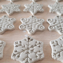 Load image into Gallery viewer, 12 Tree Ornaments - Saturday, October 4th 3:30pm *School Holidays*
