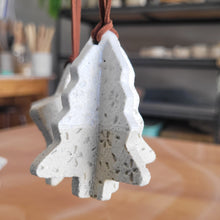 Load image into Gallery viewer, 3D Tree Ornaments - Saturday, October 18th 1-3pm
